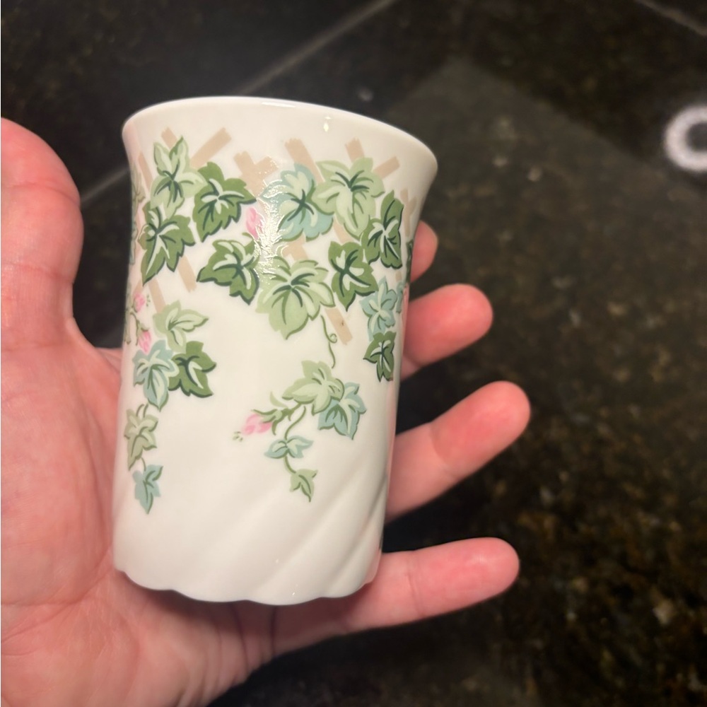 NWT Garden Ivy Springs Bath Fashion Ceramic Tumbler - Picture 2 of 6
